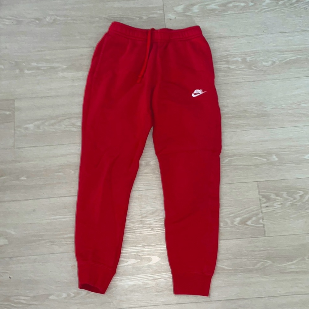 Their men’s but I bought them for myself, fit great. Only worn 5 times.